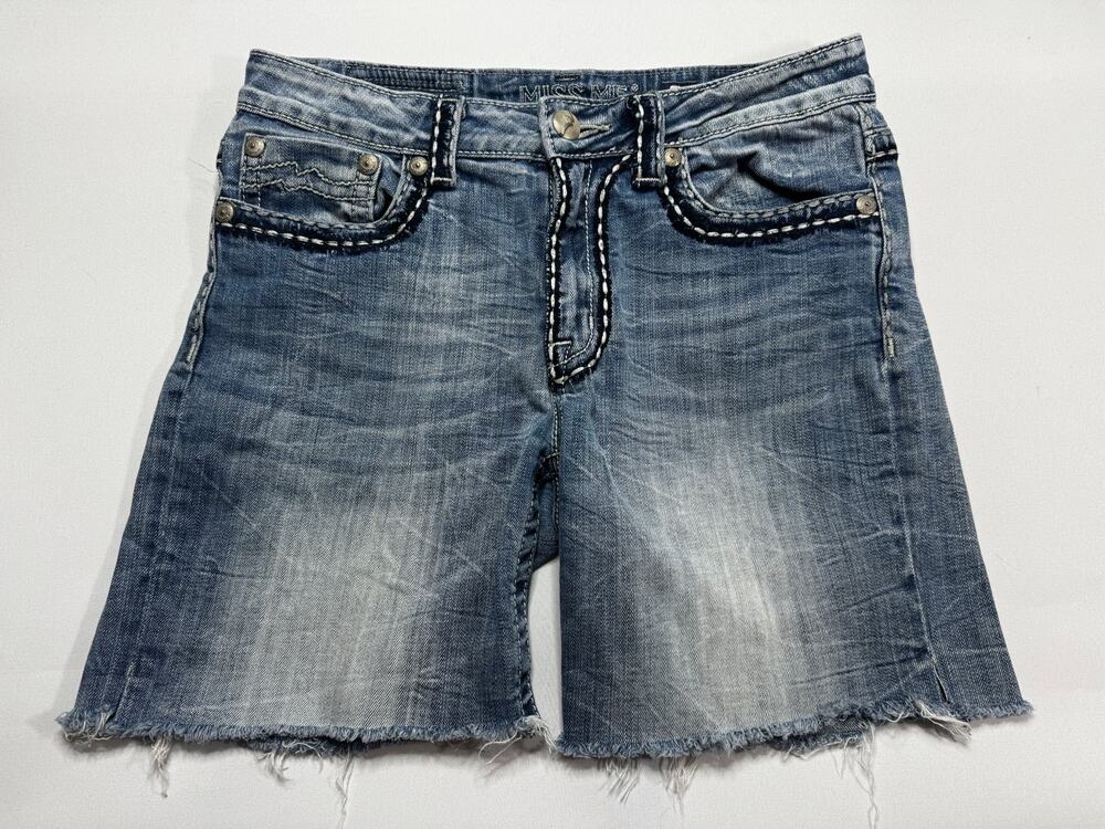Miss Me Women's Boyfriend Bermuda Blue Shortsโ - Size 29 (30x6.5)*
